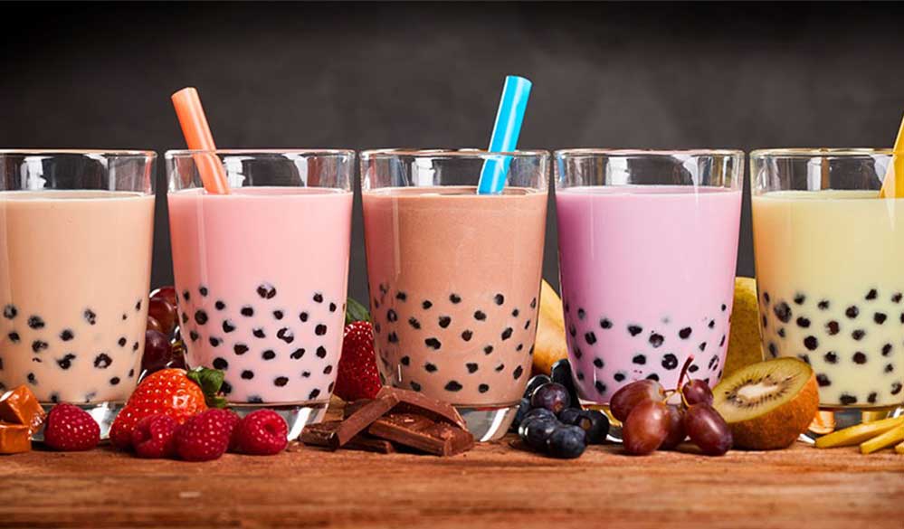 Připravte si domácí bubble tea. Bez chemických barviv a zbytečného cukru, které jsou hlavní složkou perlových čajů v nákupních centrech. Udělejte z narozeninové oslavy svého dítěte nezapomenutelný zážitek.